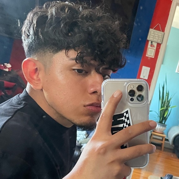 Meet your Posher, Milton - Picture 1 of 1